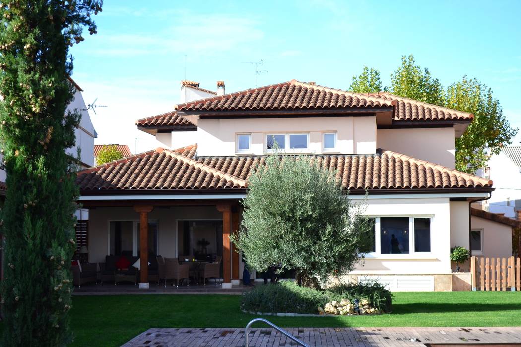 Casa Rústica en Ciudad Real, Canexel Canexel Rustic style houses