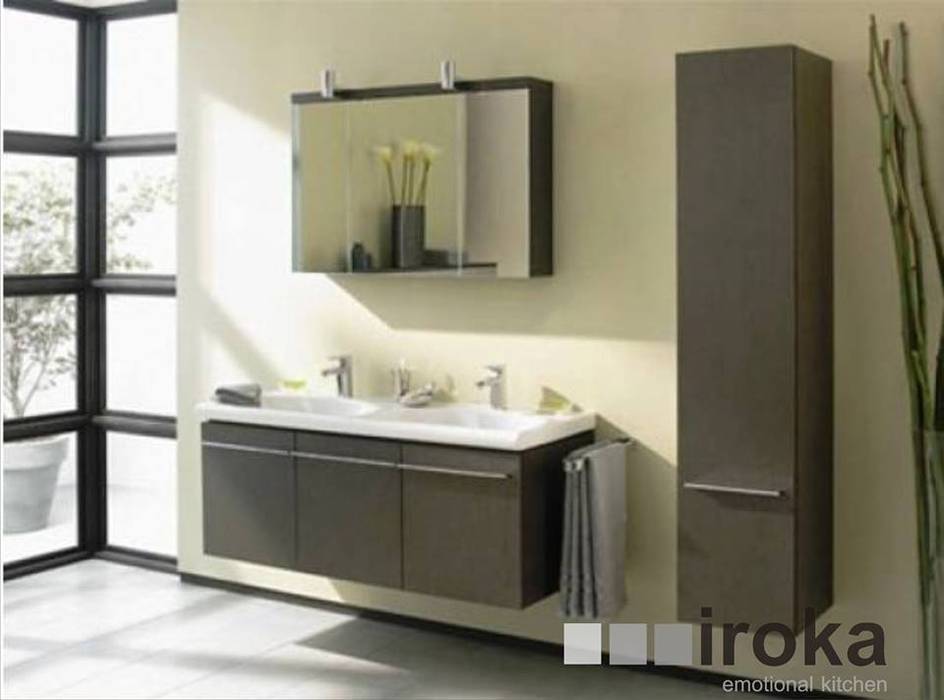 Diseñamos tus espacios para hacerte vivir BUENOS MOMENTOS, IROKA IROKA Minimalist bathroom Storage