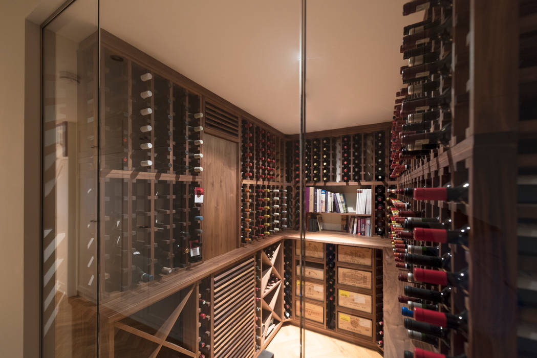 Wine Cellar in American black walnut designed and made by Tim Wood Tim Wood Limited Wine cellar