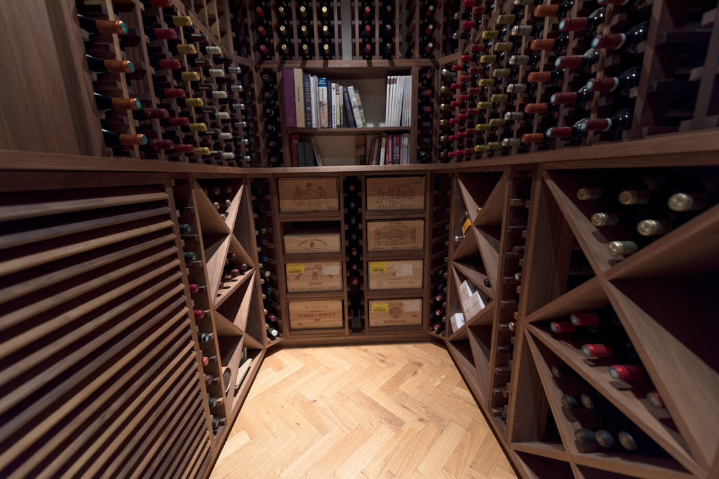 Wine Cellar in American black walnut designed and made by Tim Wood Tim Wood Limited Wine cellar