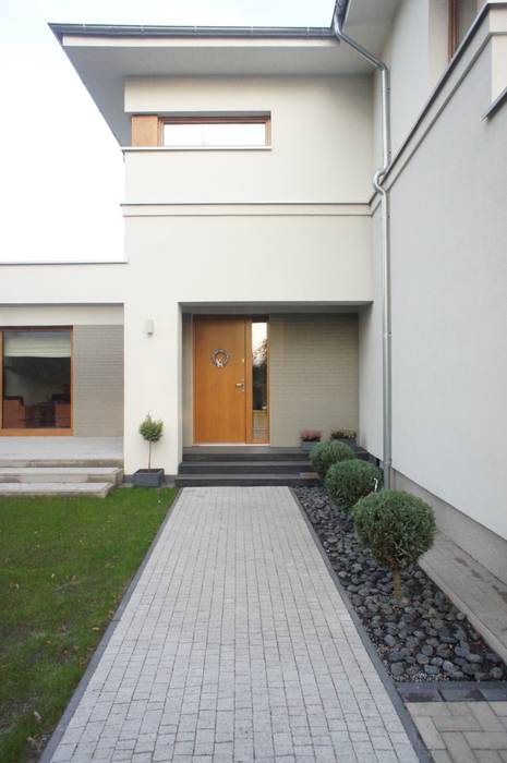 Dom jednorodzinny w Poznaniu - przebudowa i adaptacja, Sasiak - Sobusiak Architekci Sasiak - Sobusiak Architekci Moderne Häuser