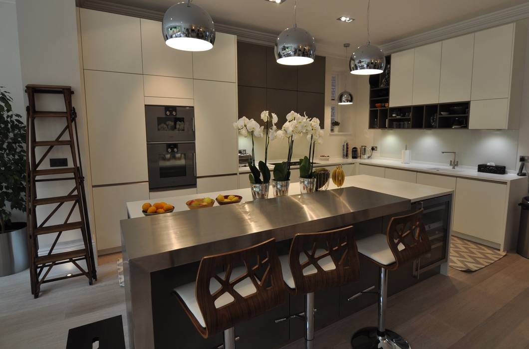 Credition Hill - Hampstead, London NW3 Hampstead Kitchens Modern style kitchen Cabinets & shelves