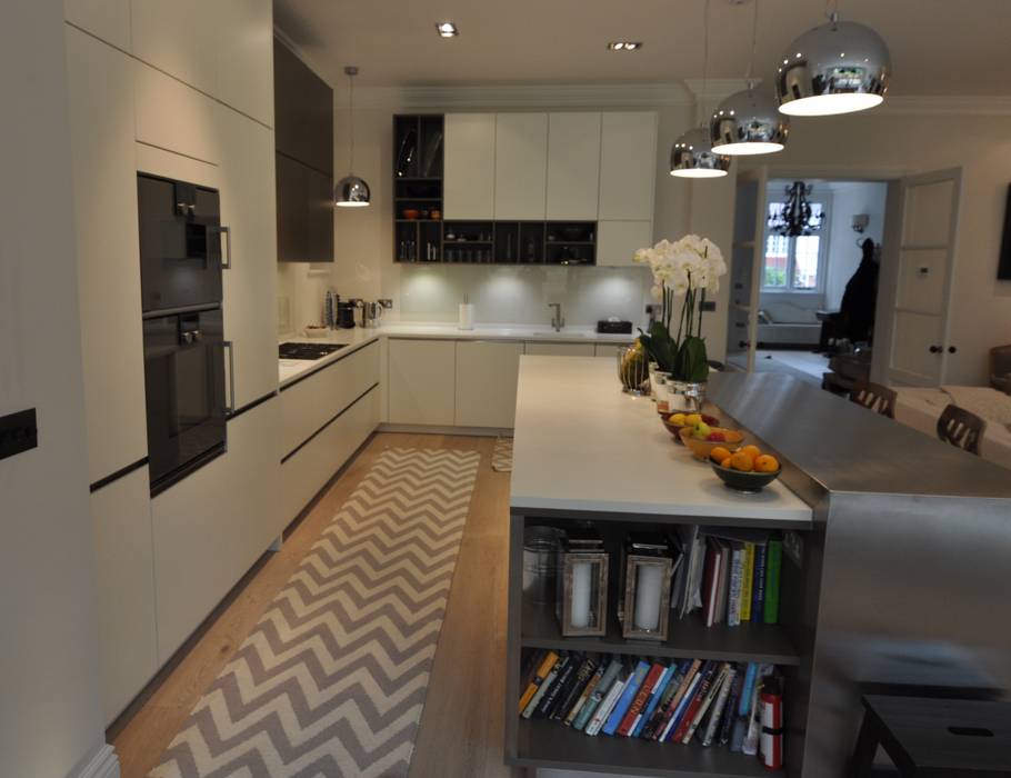 Credition Hill - Hampstead, London NW3 Hampstead Kitchens Modern Kitchen Cabinets & shelves