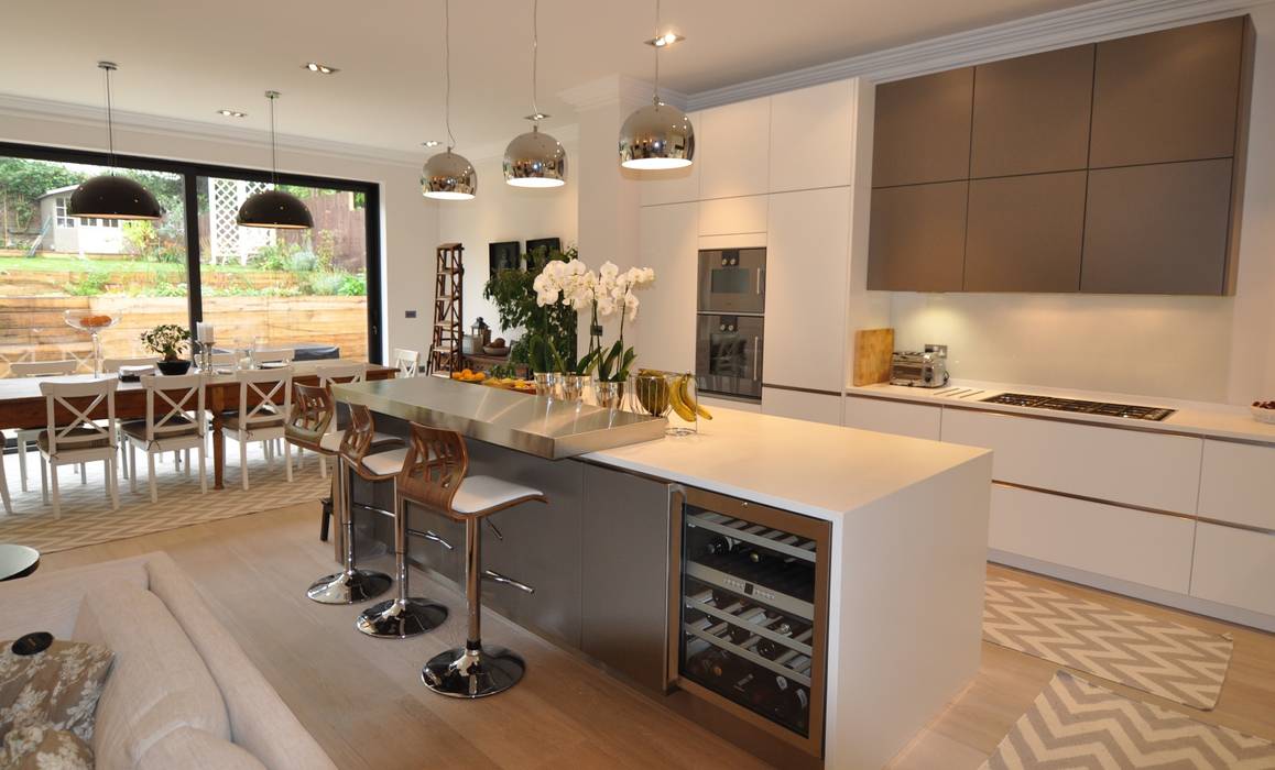 Credition Hill - Hampstead, London NW3 Hampstead Kitchens Cuisine moderne Placards & stockage