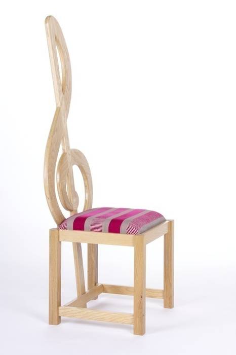 Treble Clef Chair Brocklehurst Furniture 모던스타일 미디어 룸 가구