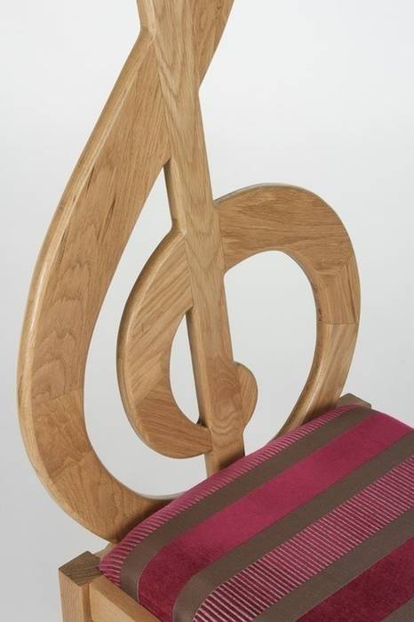Treble Clef Chair Brocklehurst Furniture Salas multimedia de estilo moderno Muebles