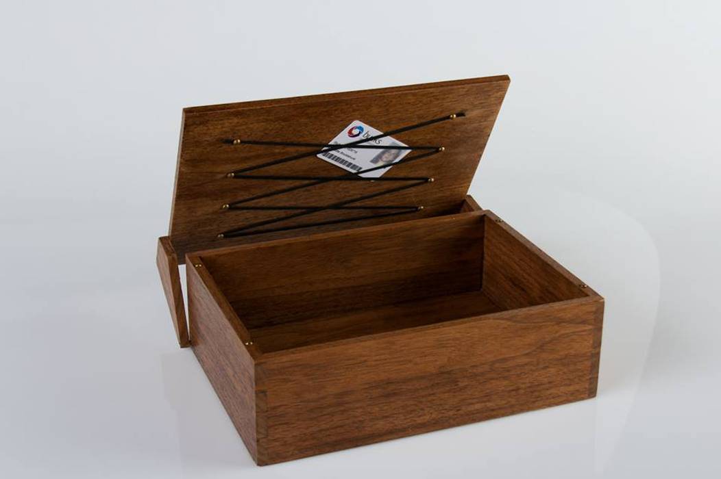 Keepsake Box Brocklehurst Furniture Estudios y despachos de estilo minimalista Almacenamiento