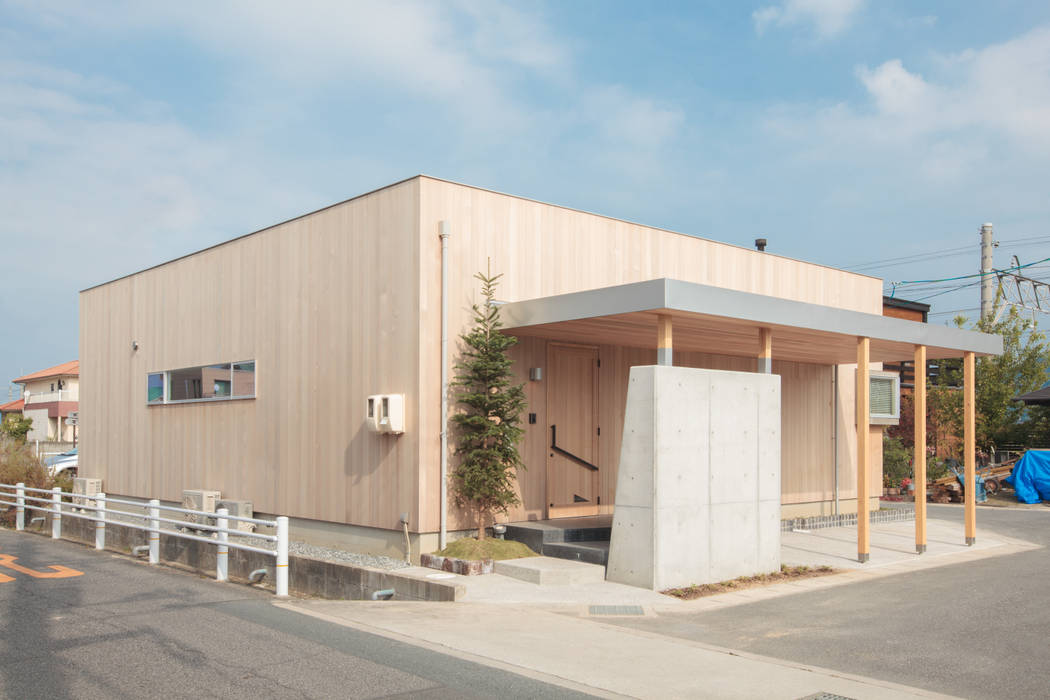 センターコートの家, 内田建築デザイン事務所 内田建築デザイン事務所 Maisons originales