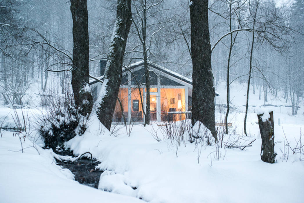 Ich erwarte Sie und meine Fußbodenheizung ist wohlig warm - Dein Ferienhaus im grünen Herzen Deutschland Ferienhaus Lichtung im grünen Herzen Deutschland Moderne Häuser