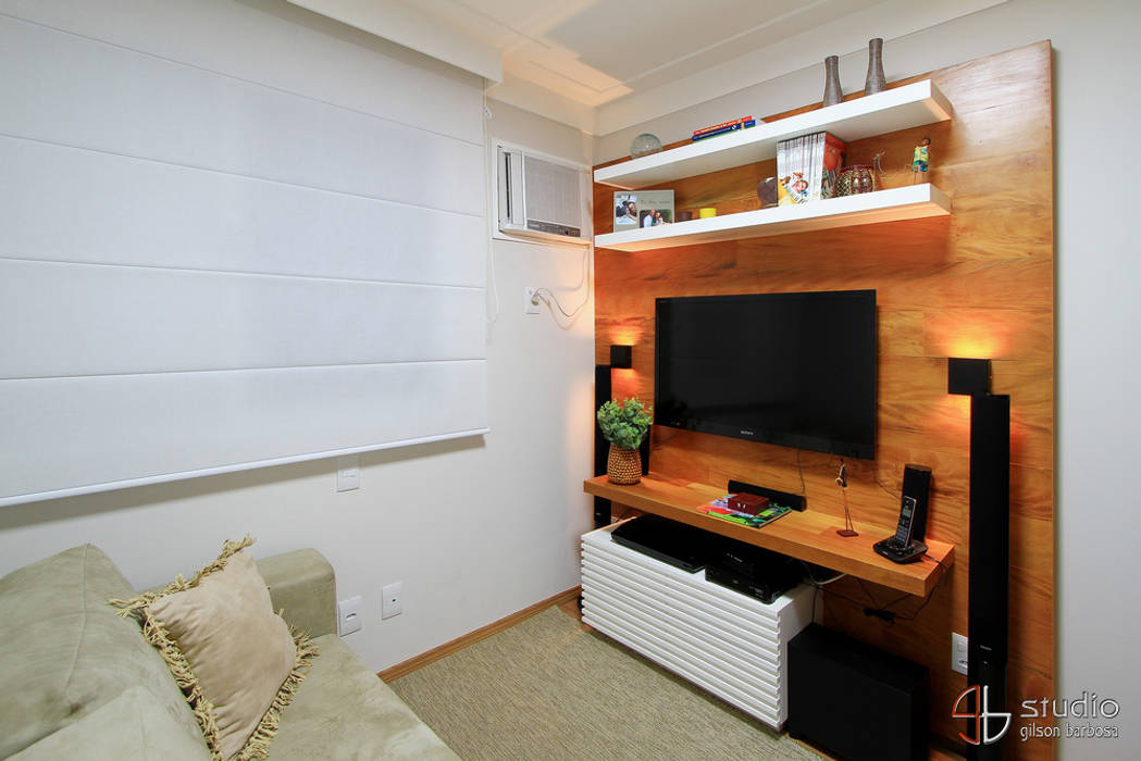 Apartamento Jovem Casal | Campo Grande MS, Camila Tannous Arquitetura & Interiores Camila Tannous Arquitetura & Interiores Медіа-зал