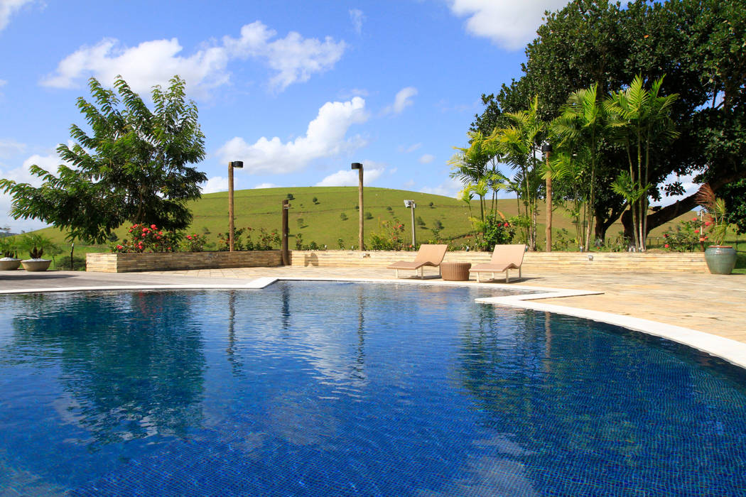 Casa Vermelha, Andréa Calabria Arquitetura Andréa Calabria Arquitetura Pool