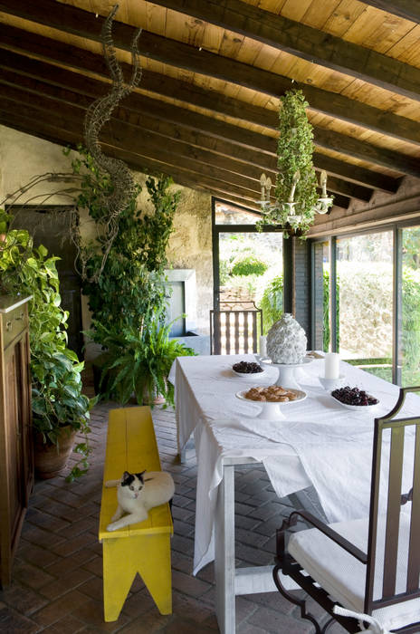 Casa de campo en Galicia, Oito Interiores Oito Interiores Salas de jantar modernas