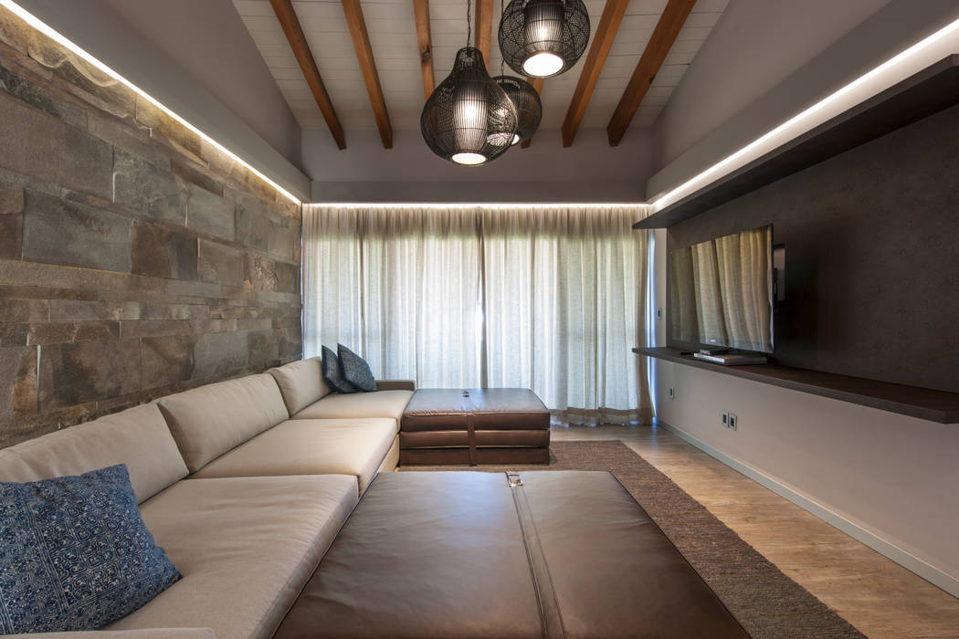 Casa Cuernavaca, kababie arquitectos kababie arquitectos Eclectic style living room