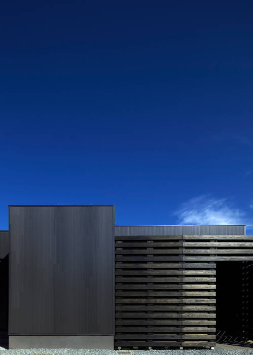外観 那波建築設計 NABA architects モダンな 家 空,建物,クラウド,青い,高層ビル,矩形,住宅街,アーバンデザイン,ファサード,色合いと色合い