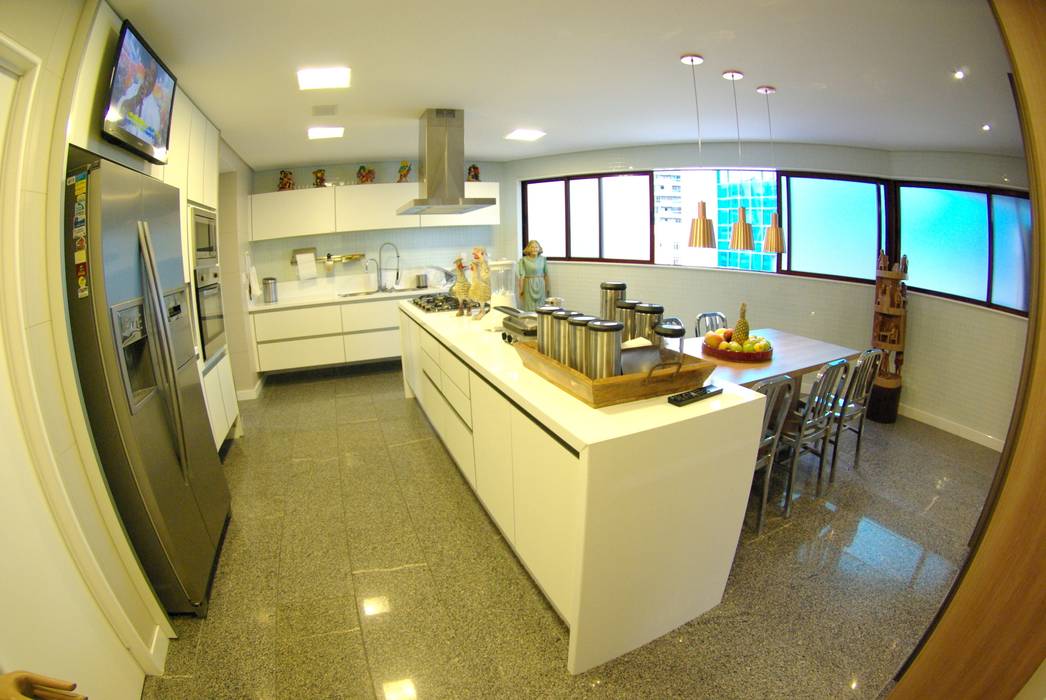 Apartment in Recife, Brazil André Cavendish e Arquitetos Cozinhas modernas