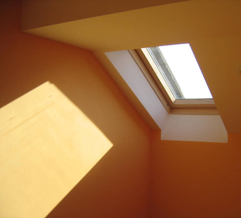 Loft conversion in Herne Hill, Circumflex Chartered Architects Circumflex Chartered Architects Вікна Windows