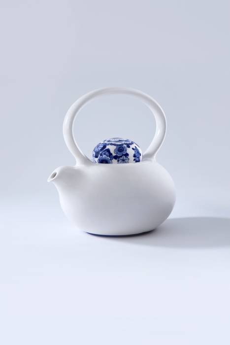 Blue Belly Tea Story, Royal Delft Royal Delft Comedores de estilo clásico Vasos y vajilla