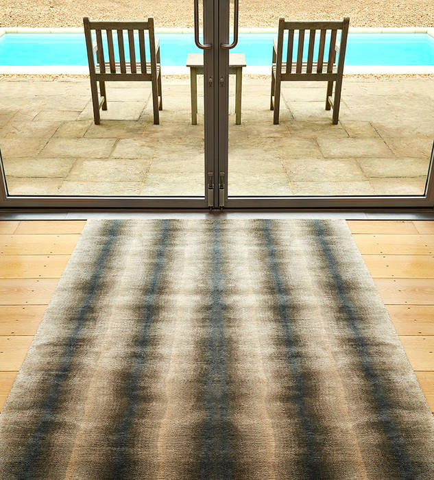 SEAWASH hand knotted graded silk rug from the 2014 DESIGNS FROM THE SEASHORE collection Deirdre Dyson Carpets Ltd غرفة المعيشة