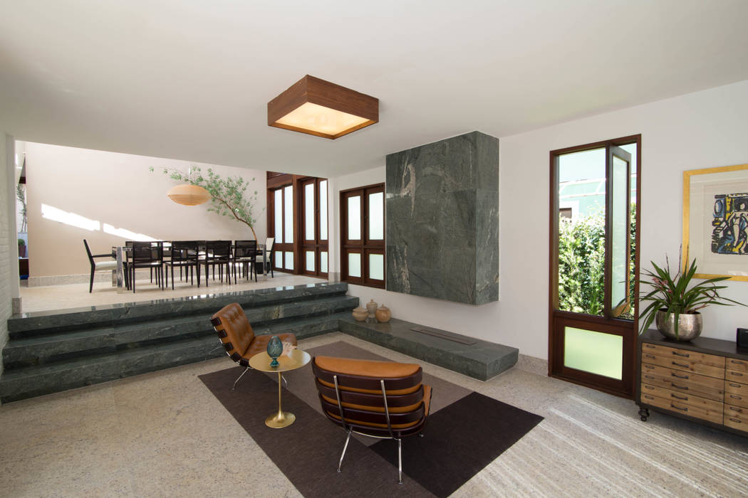 CASA RETIRO DAS PEDRAS, Mutabile Arquitetura Mutabile Arquitetura ห้องนั่งเล่น