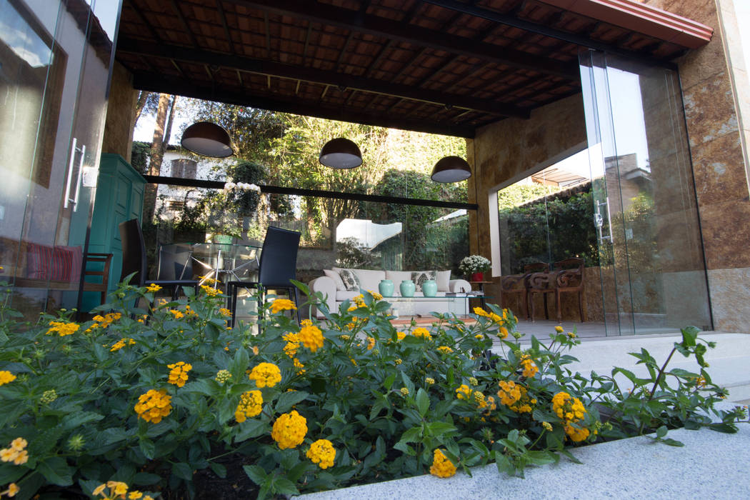 CASA RETIRO DAS PEDRAS, Mutabile Arquitetura Mutabile Arquitetura Jardin rural