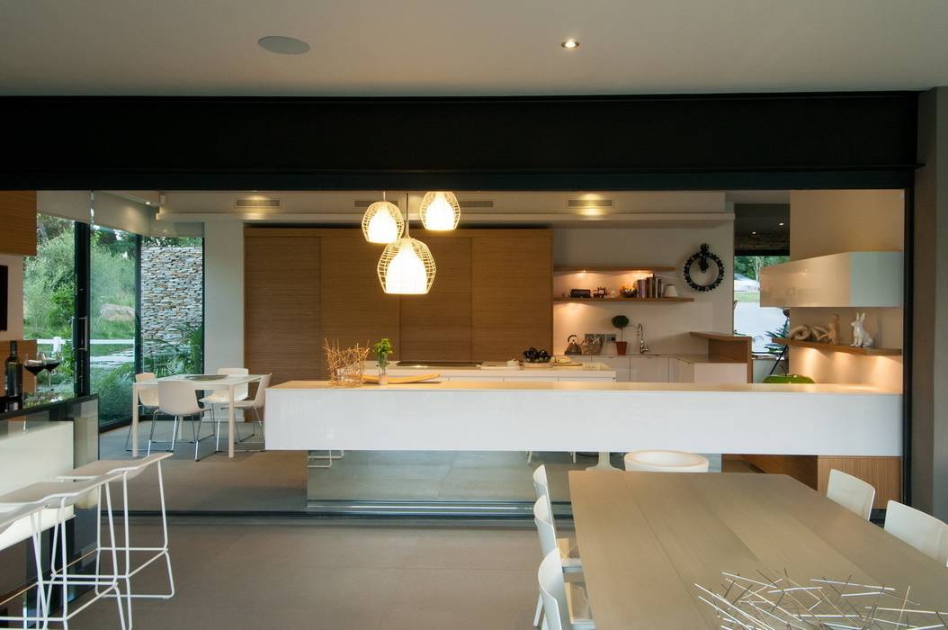 House in Blair Atholl, Nico Van Der Meulen Architects Nico Van Der Meulen Architects Кухня в стиле модерн