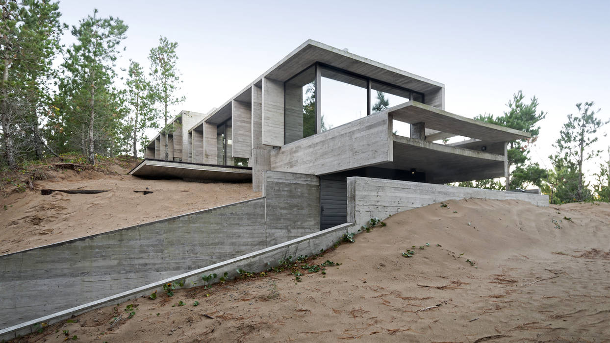 WEIN HOUSE Besonías Almeida arquitectos Maisons modernes