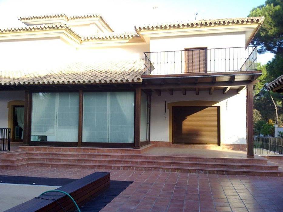 Pérgola Aiparquet Jardines de estilo rural Pérgolas, toldos e invernaderos