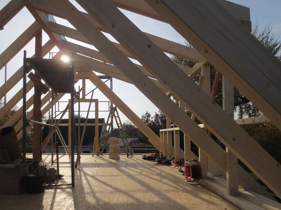 Der neue Dachstuhl im Rohbau. Andreßen Architekten