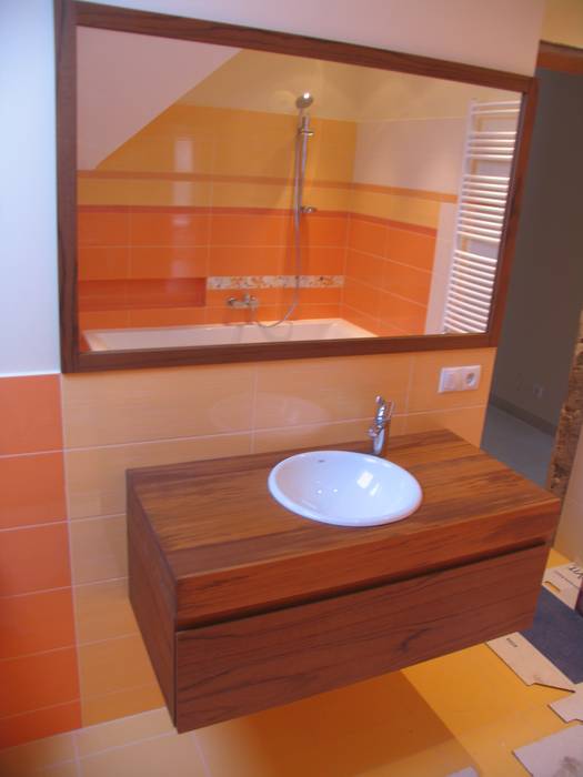 Bathrooms, DREWMAR DREWMAR Baños de estilo moderno Baldas