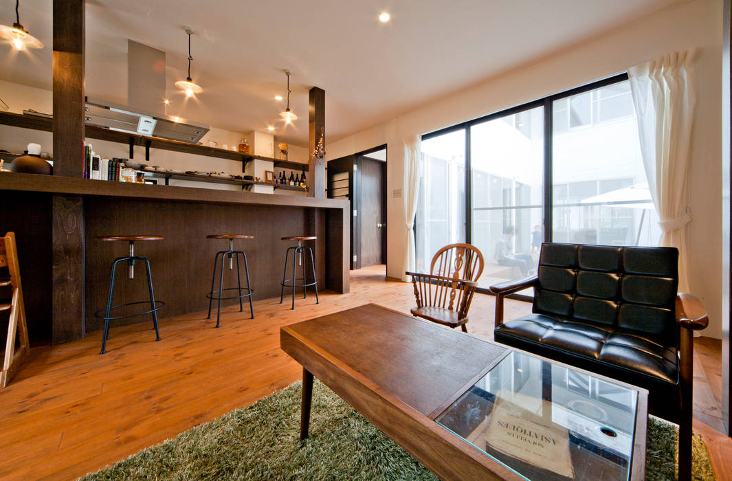 建築家の元自邸をリノベーションでさらに快適な空間に！, 株式会社リボーンキューブ 株式会社リボーンキューブ Modern Living Room