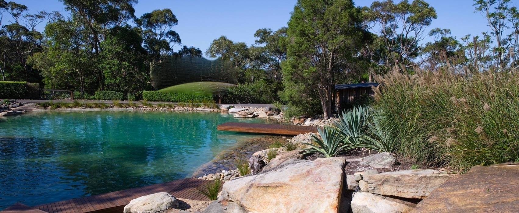 Bio Schwimmteich Mit Holzterrasse Klassische Pools Von Ecologic