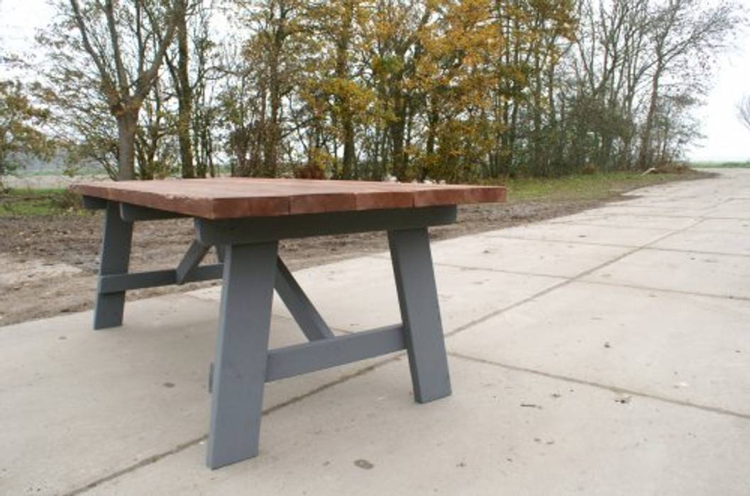 Eettafel Castle op maat gemaakt, steigerhoutenblad, Were Home Were Home Taman Gaya Rustic Furniture