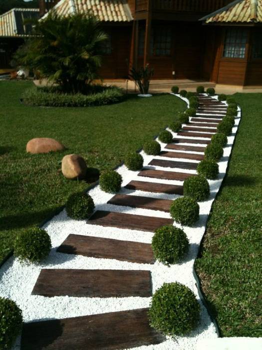 Caminhos de Jardins com Chapa Grama, DECOR PEDRAS PISOS E REVESTIMENTOS DECOR PEDRAS PISOS E REVESTIMENTOS Rustic style garden