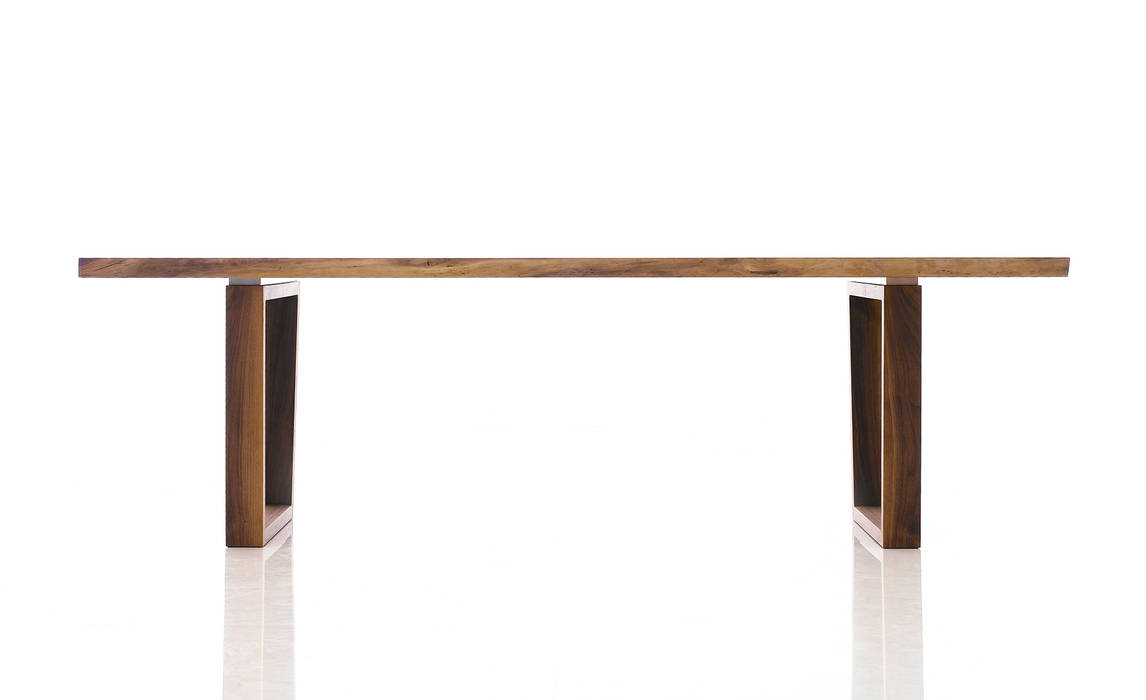 Walnut Slab Table, Moon studio Moon studio Salas de jantar modernas Mesas