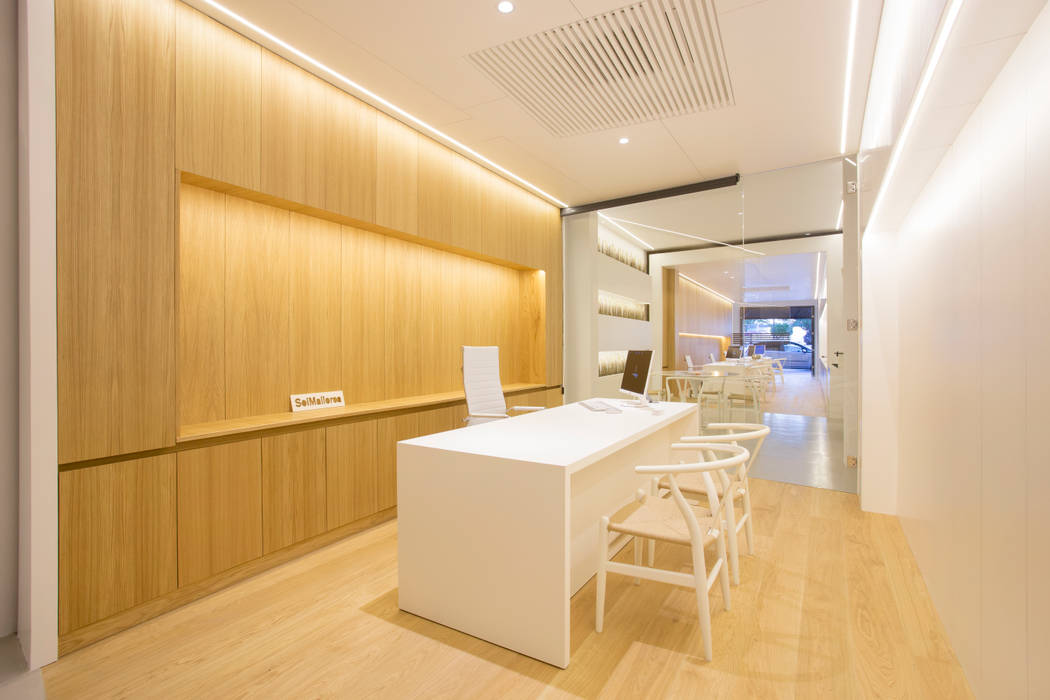 INMOBILIARIA SOL MALLORCA " MALLORCA ", felip polar felip polar Commercial spaces Offices & stores