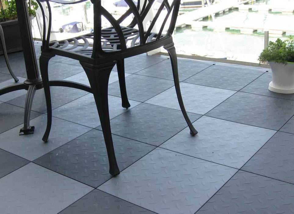 Bergo Nova tiles Ecotile Flooring Scandinavian style balcony, veranda & terrace