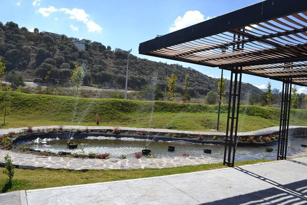 Pergolas con WPC Innover, Grupo Boes Grupo Boes Jardines modernos Pérgolas, toldos e invernaderos