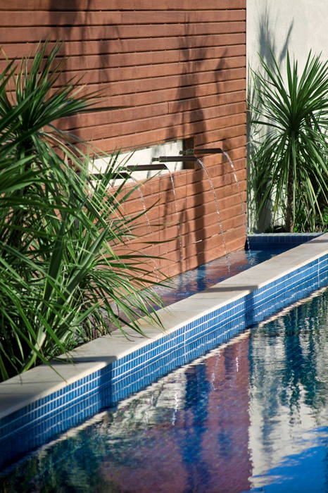 Parc Vienne - Goldsztein, Tellini Vontobel Arquitetura Tellini Vontobel Arquitetura Piscinas minimalistas