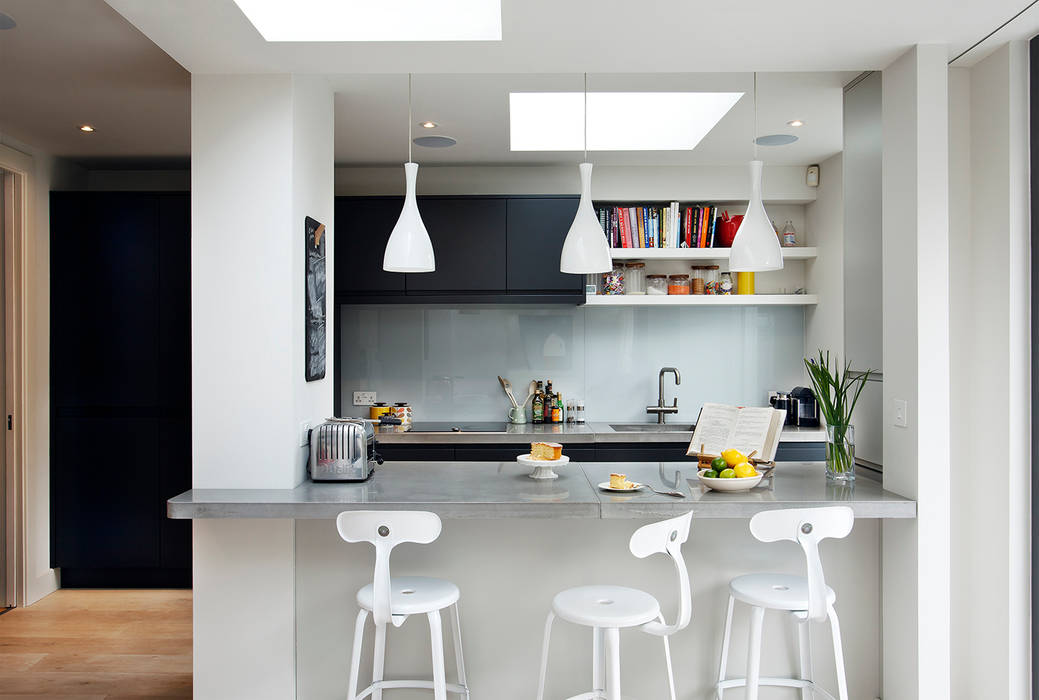 concrete worktops homify Minimalistische keukens london,extension,architecture,glass,kitchen,concrete