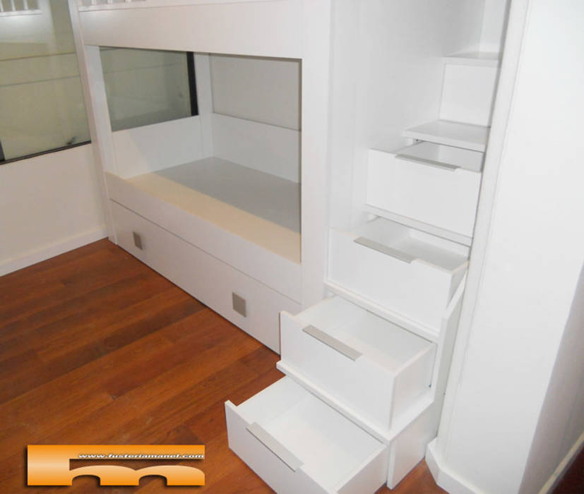 Litera a medida Escalera Lateral | Habitación Infantil | Barcelona | Manel Fusteriamanel.com Dormitorios de estilo moderno Camas y cabeceros