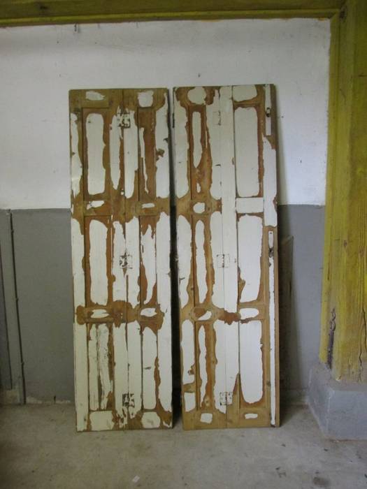 Oude & Brocante houten Luiken, Were Home Were Home Rustic style windows & doors Windows