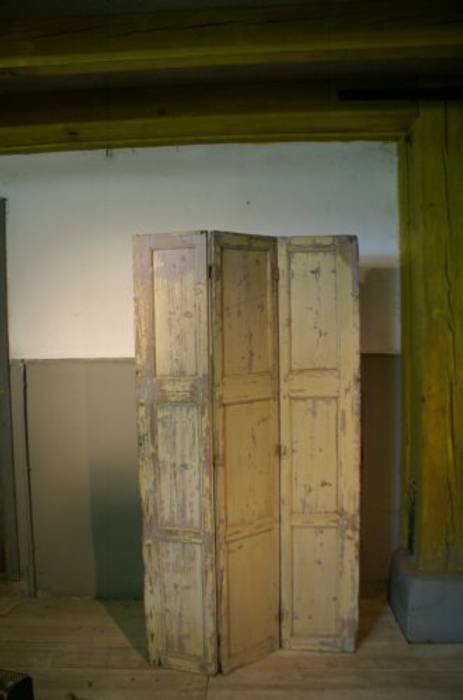 Oude & Brocante houten Luiken, Were Home Were Home Rustic style windows & doors Windows