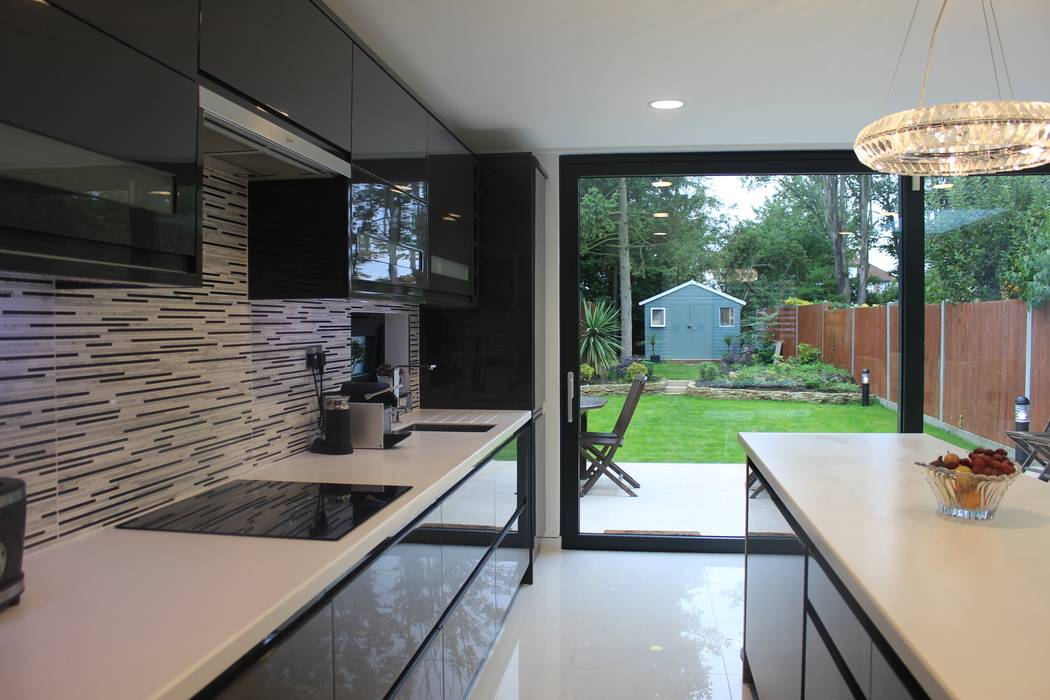 New Malden, Surrey Consultant Line Architects Ltd Modern kitchen