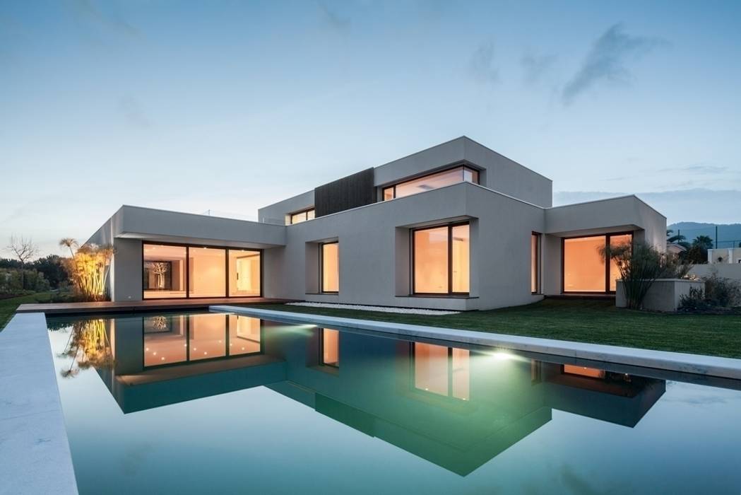 Casa na Beloura, Sintra, Estúdio Urbano Arquitectos Estúdio Urbano Arquitectos Piscinas minimalistas