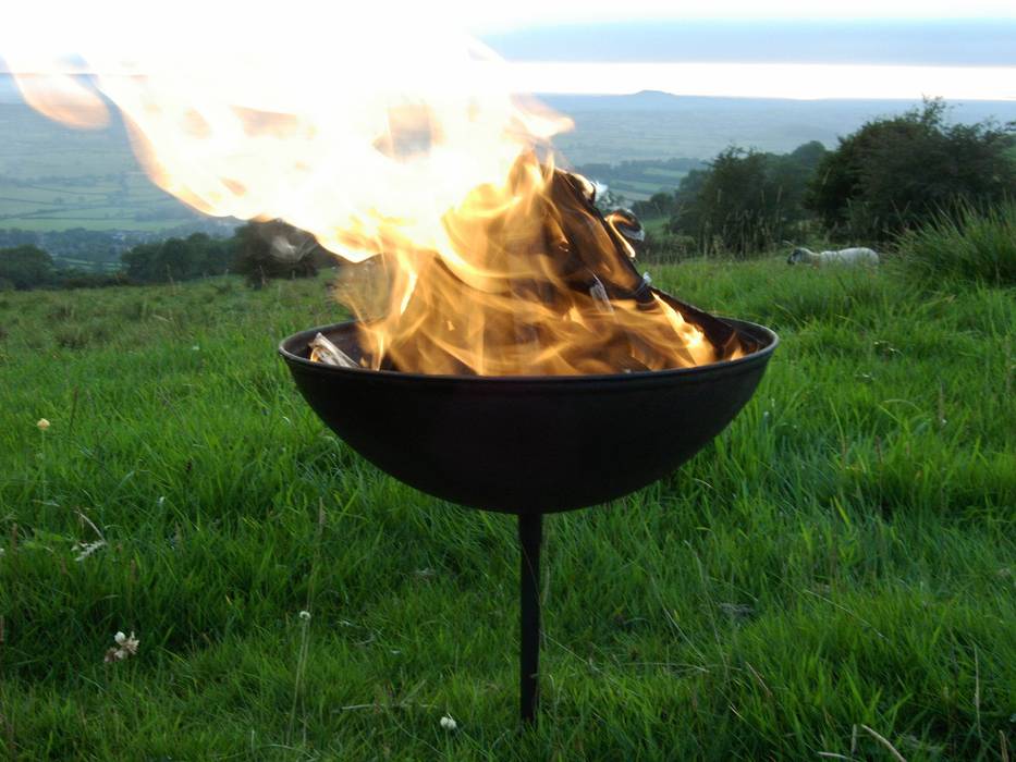 Standard Original Somerset Fire Pit Somerset Fire Pits Ltd Minimalist style garden Fire pits & barbecues