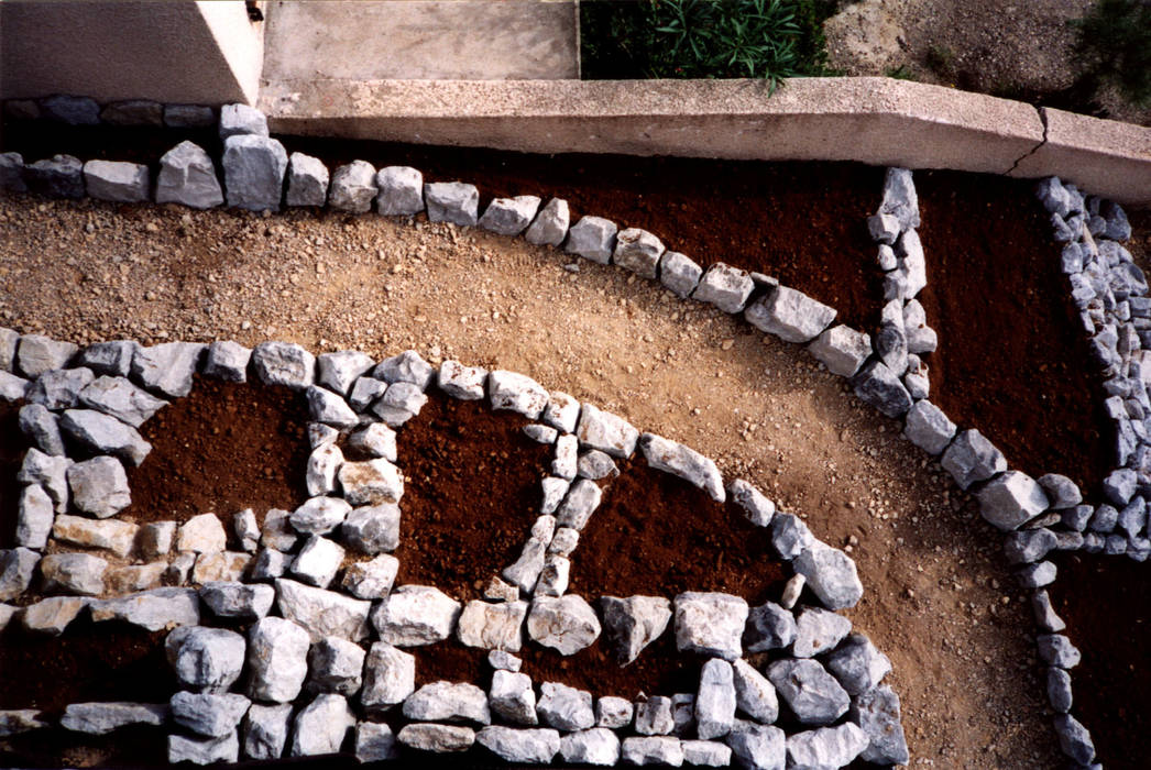 Weg- und Beeteinfassung (Südfrankreich) Natur-Stein-Garten Mediterraner Garten