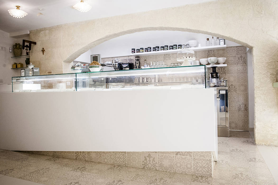 Pasticceria Monastero di S. Chiara, DressHome di Maria Incampo DressHome di Maria Incampo Commercial spaces Bars & clubs