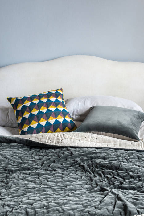 Velvet Linen Throw (Slate) Niki Jones Kamar Tidur Minimalis Textiles