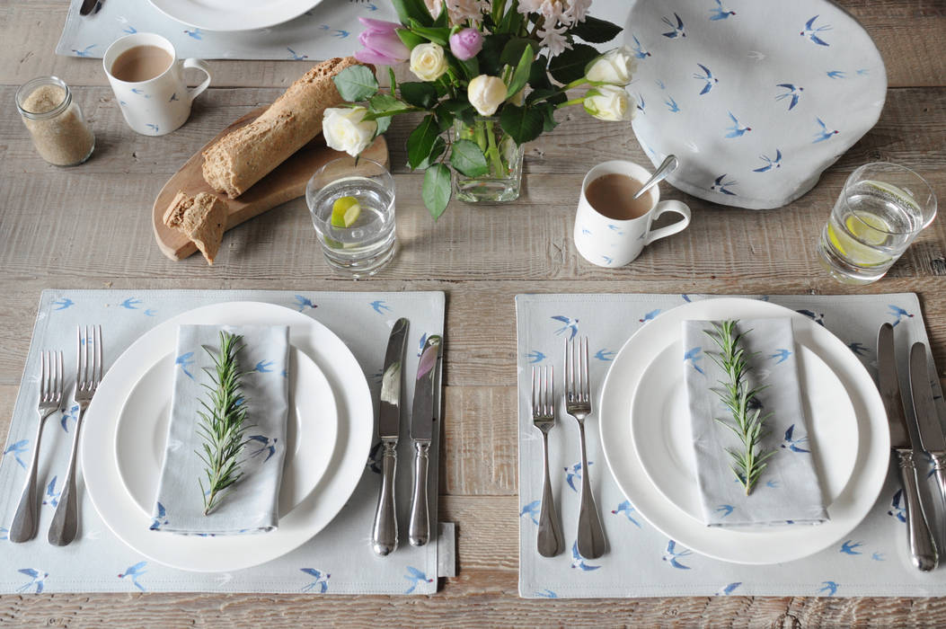 Swallow collection of homewares homify Salle à manger rurale Coton Rouge Vaisselle & verrerie