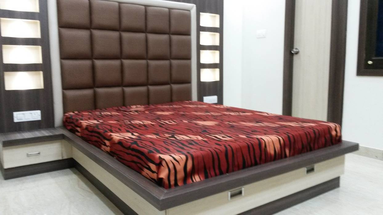 LALIT KUMAR FULWANI, MAA ARCHITECTS & INTERIOR DESIGNERS MAA ARCHITECTS & INTERIOR DESIGNERS Modern style bedroom Beds & headboards